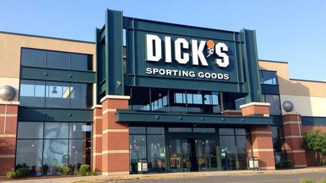 Dick's Sporting Goods ScoreCard: Is It Worth It?