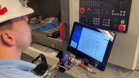 EyeOn User Runs 3D Printing Company with with his Eyes