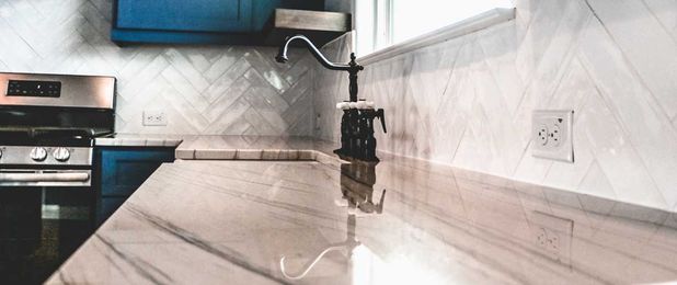 Kitchen Countertops: What’s Classic, Complicated & Trending