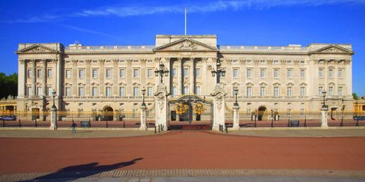 You Can Tour Buckingham Palace Without Ever Leaving Your Couch 