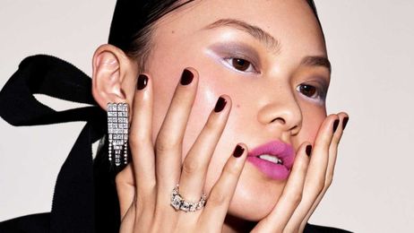How To Remove Every Type Of Manicure At Home