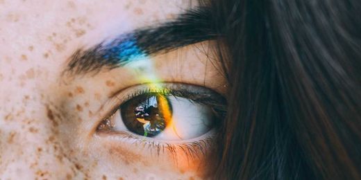 What to Know Before You Do Your Own Eyebrows