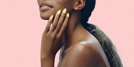 Don't Remove Your Acrylic Nails at Home Until You Read This