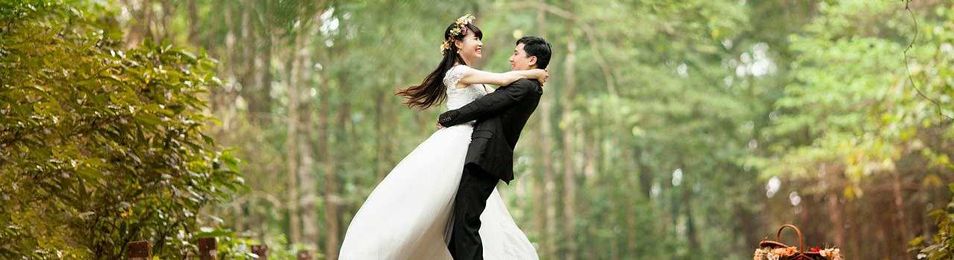14 Wedding Gift Ideas That The Bride and Groom Will Love