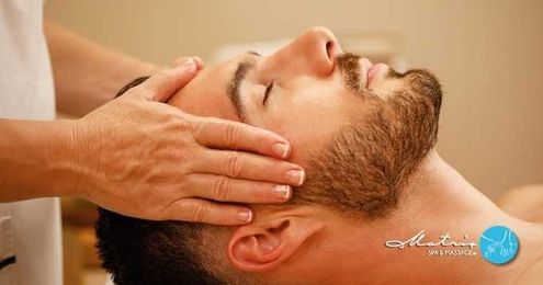 A Facial Massage Gives You These 10 Wonderful Benefits