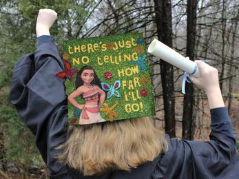 How to Decorate Your Grad Cap