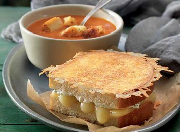 Beloved Restaurant Meals That Are Now Discontinued