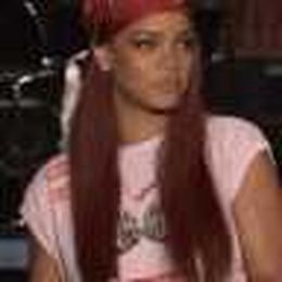 Kash Doll Couldn’t Decide Which Purse To Wear