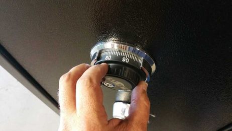 Simple Criteria to Use When Hiring a Locksmith