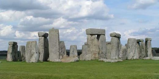 Archaeologists find the source of Stonehenge sarsen stones