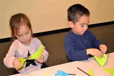 Skill Builders: Learning to use scissors