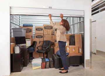Benefits of Using Self Storage for Small Business