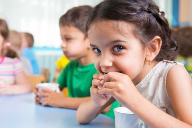 Experts say kids could benefit from more seafood