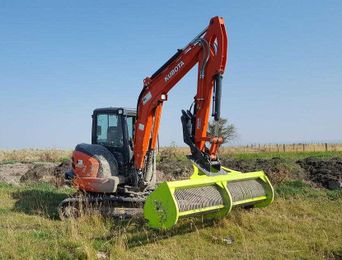 Western Innovator: Rake removes aquatic vegetation