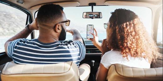 8 Cute Date Ideas You Can Do Exclusively in Your Car 