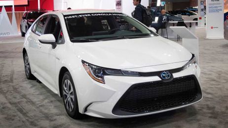 New Toyota Patent Lets Your Autonomous Car Decide When It Wants A Wash