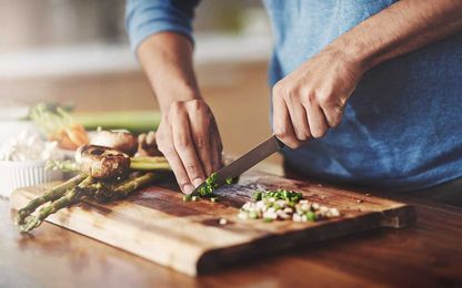 8 Little-Known Tricks Everyone Who Owns a Cutting Board Needs to Know