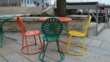 What color terrace chair are you? Find out more about your personality