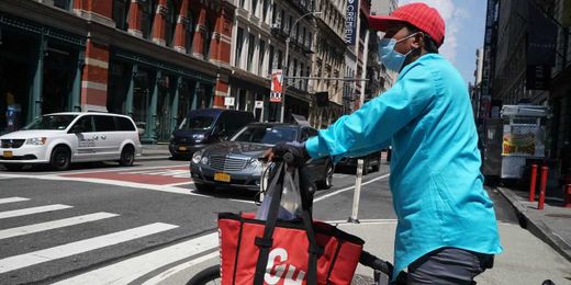 Regulators Are Fed Up With Food-Delivery Fees 