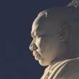 What Would MLK Tweet? 25 Quotes and Prayers of Martin Luther King, Jr.