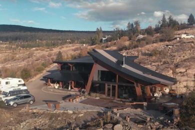 WATCH: Penticton man shows off dream home made from recycled lumber