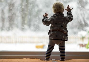 7 Creative Ways to Play with Snow Indoors