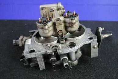 93-95 Chevy 1500 GMC 5.7L TBI Fuel Injector Throttle Body Assembly 17093030 OEM