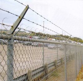What To Look For In A Security Fence For Your Business