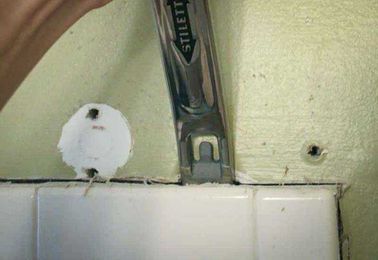 How to Remove Tile the Easy Way