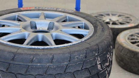 Here's How To Deal With Every Type of Wheel Repair Imaginable
