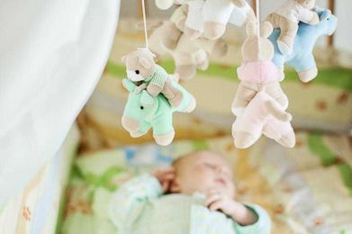 Getting around to creative nursery mobile ideas