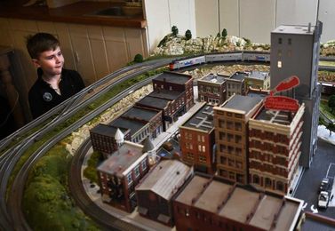 'If we can do it, anyone can': Darien family's model trains celebrated nationwide