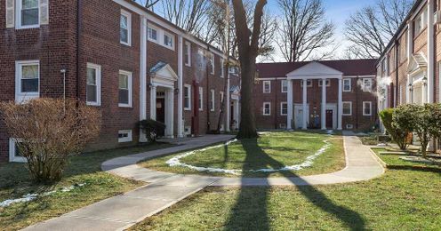 Instead of a Balcony, How About a Garden Apartment?