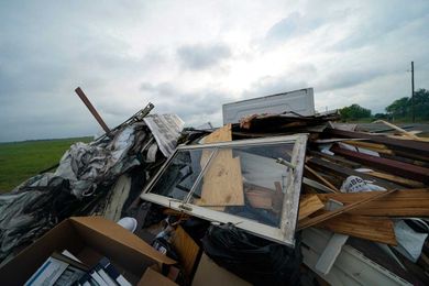 Setting up mobile homes after Louisiana storms is slow-going
