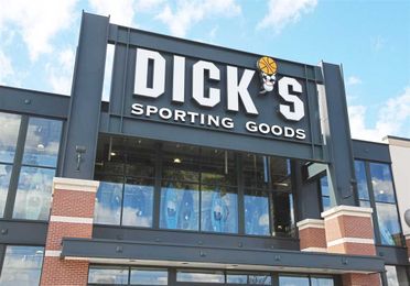 Dick’s Sporting Goods sales soared online, but not without the help from stores