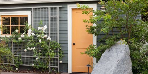 18 Wall Trellis Ideas for a Gorgeous Display of Flowering Vines