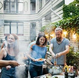 3 Pros and Cons of Buying a Home in an HOA