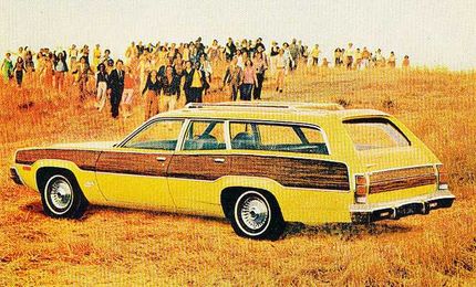 A 1970s tutorial on repairing vinyl wood decals for your car