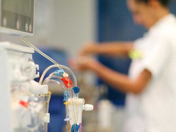 Racial Equity In Vaccination? Dialysis Centers Can Help With That