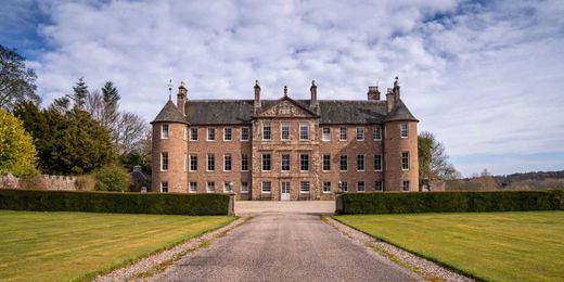 Scottish Castles Are Rare, Huge and Very Expensive