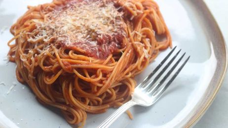Help Sauce Cling to Pasta With a Little Butter