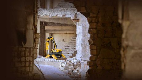 Four Benefits of Remote Controlled Machines for the Demolition Contractor