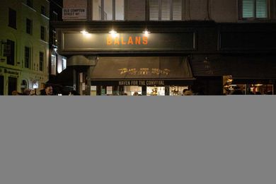 You could get £29,000 to tour pubs as a full-time job