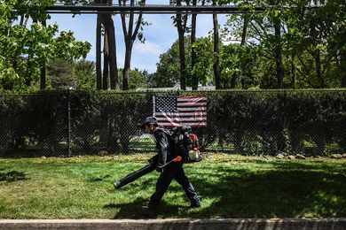 Leaf Blowers Banned in Hudson Valley Towns, Should There Be More?