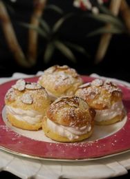 Choose choux for tasty pastries and bakery savories