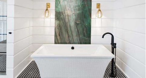 Bold Bathrooms Using Natural Stone