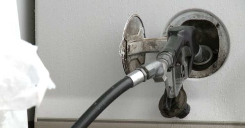 Local car care expert weighs in on tips to conserve fuel 