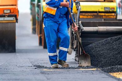 3 Red Flags to Avoid When Hiring a Paving Contractor