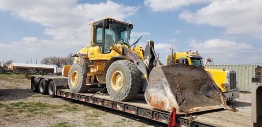 How To Calculate The Cost of Heavy Equipment Transport