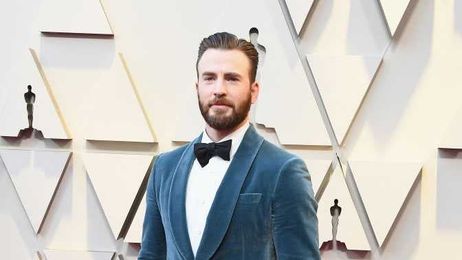 Four Chris Evans style hacks to make your ’fits heroic